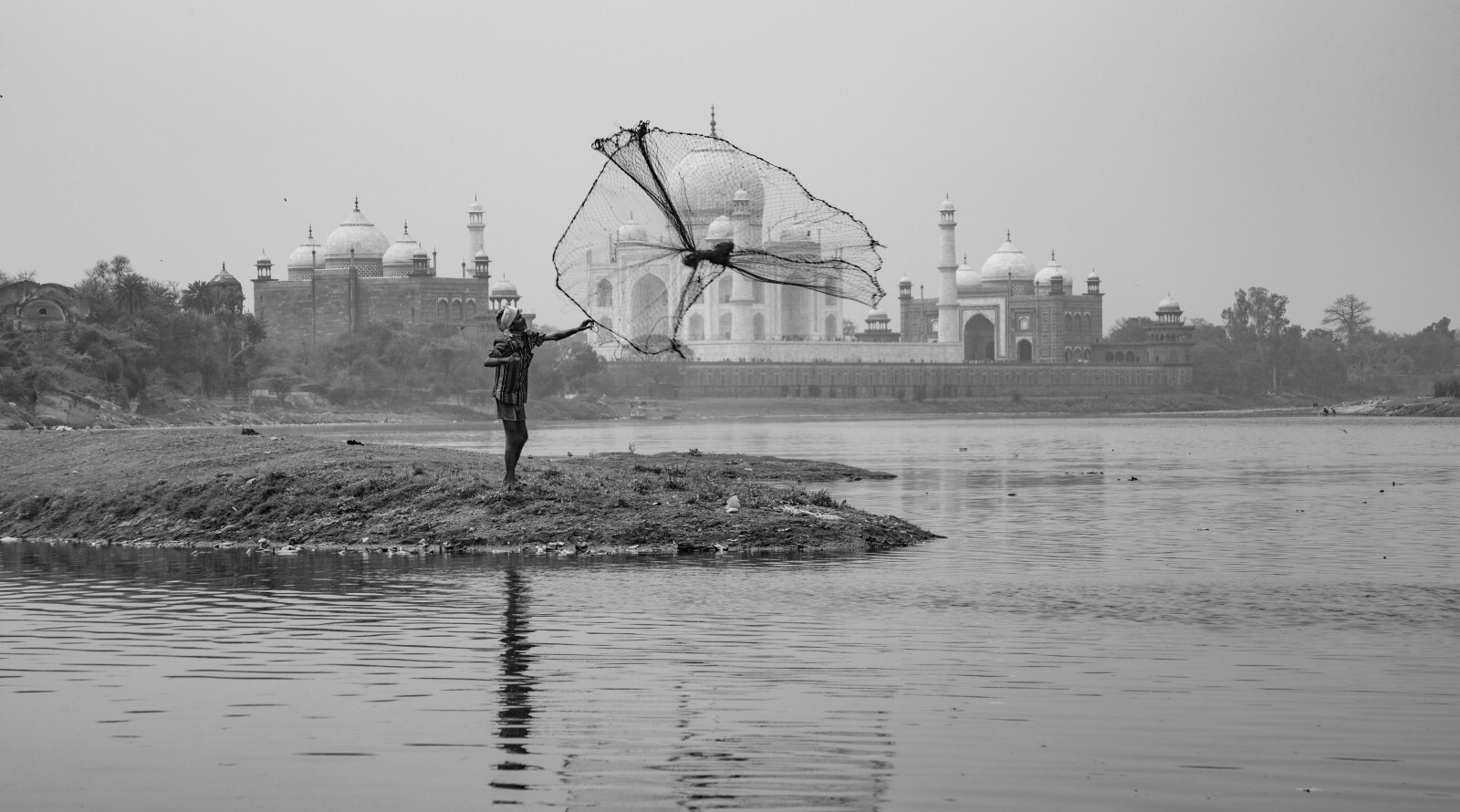 In the Shadow of the Taj, Agra, March 2020