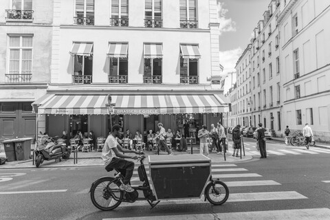 14 Days in Paris, France, July 2025