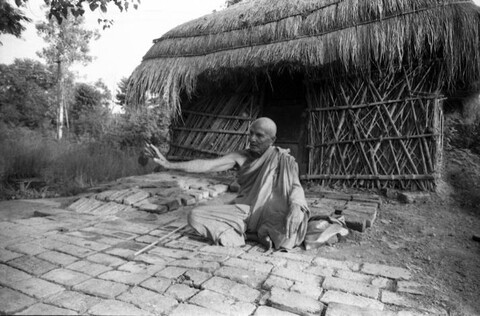 Kushinagar, Uttar Pradesh. September 2007