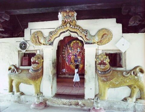 Sri Lanka. December 2012